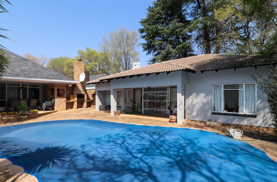 4 Bedroom Property for Sale in Flamwood North West